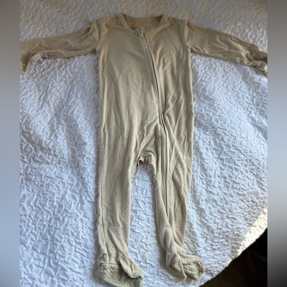 Hello Dahl Baby boutique brand Bamboo Footed Zippy
